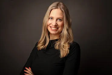 Portrait Pfarrerin Anna-Maari Tölle